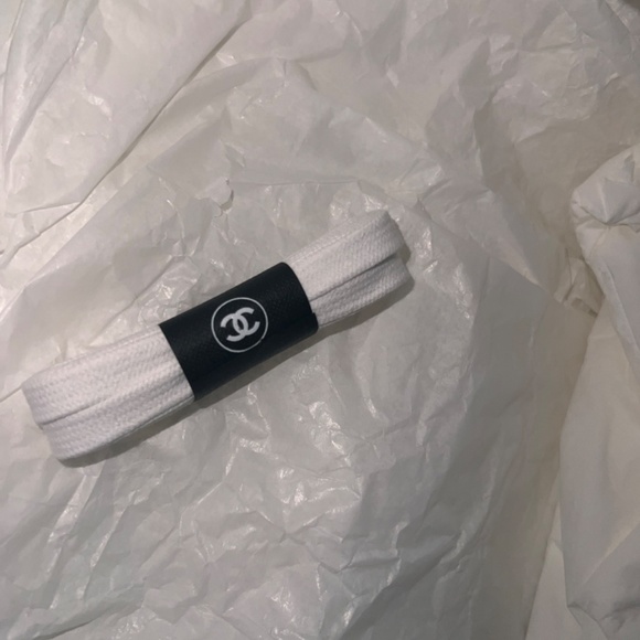 100% AUTHENTIC SUEDE CHANEL SNEAKERS SIZE 38 - Picture 8 of 9